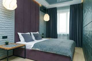 Апартаменты Tomas apartments Киев Люкс с балконом-1