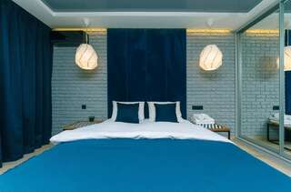 Апартаменты Tomas apartments Киев Семейный люкс-1
